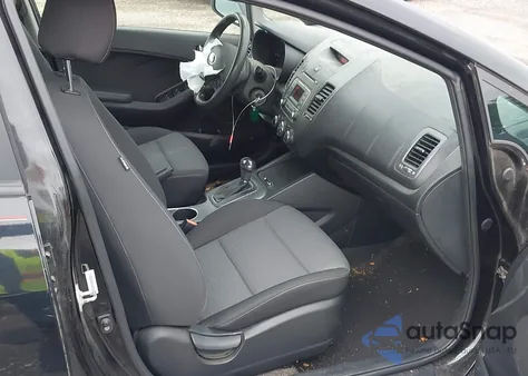 2015 Kia Forte Lx z USA, uszkodzony, nr VIN KNAFX4A69F5342748